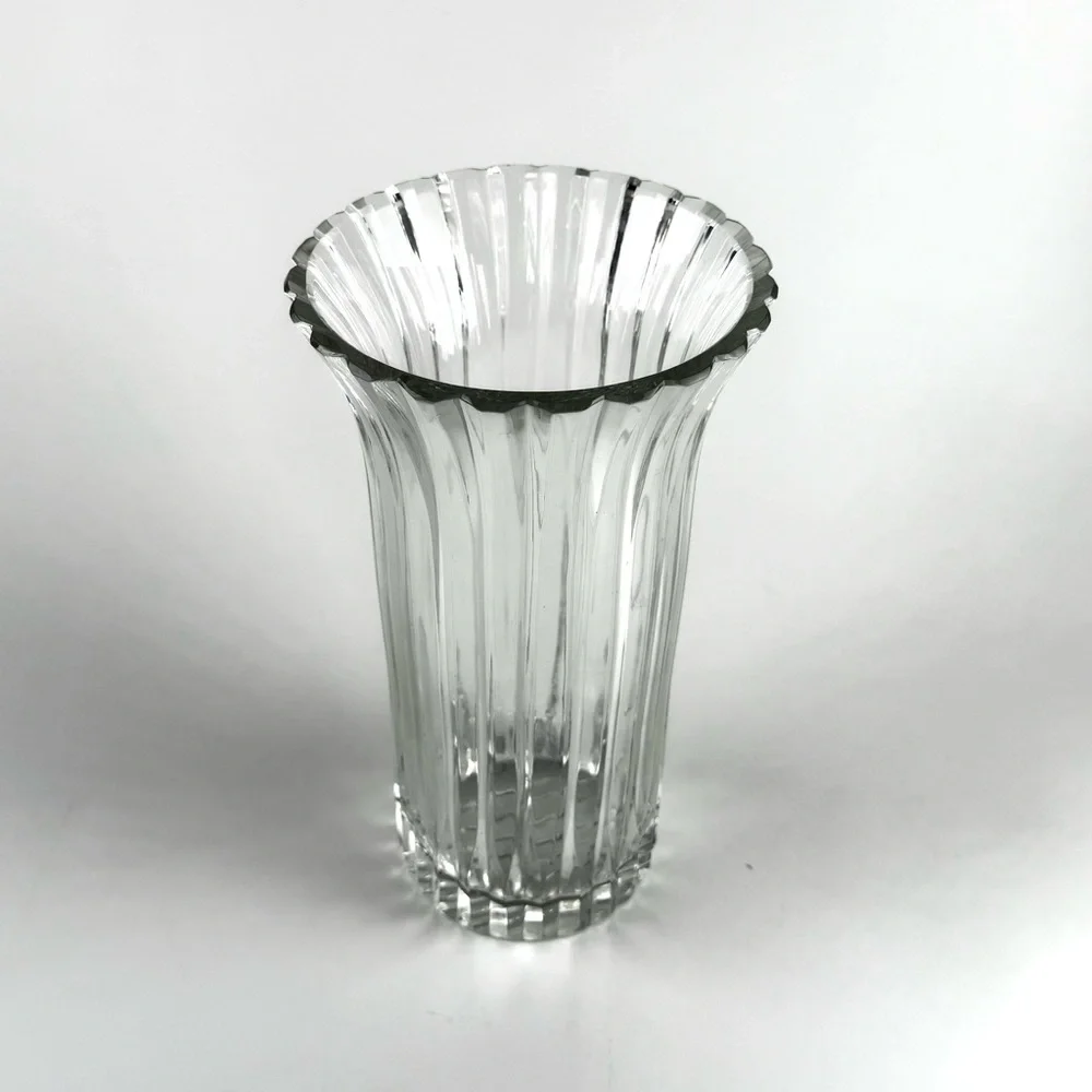 Elegant Clear Glass Vase